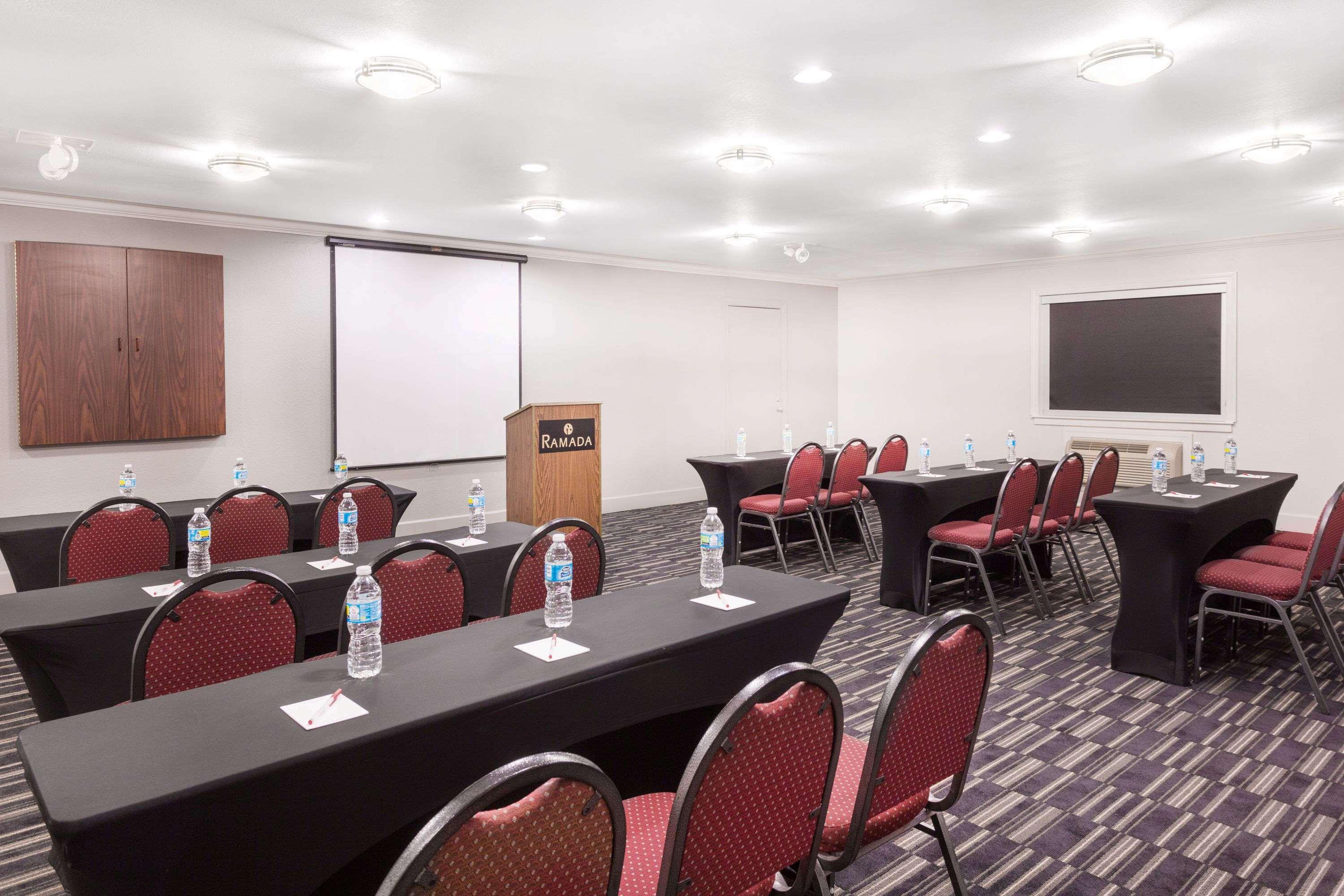 Ramada By Wyndham Tuscaloosa Ξενοδοχείο Εξωτερικό φωτογραφία