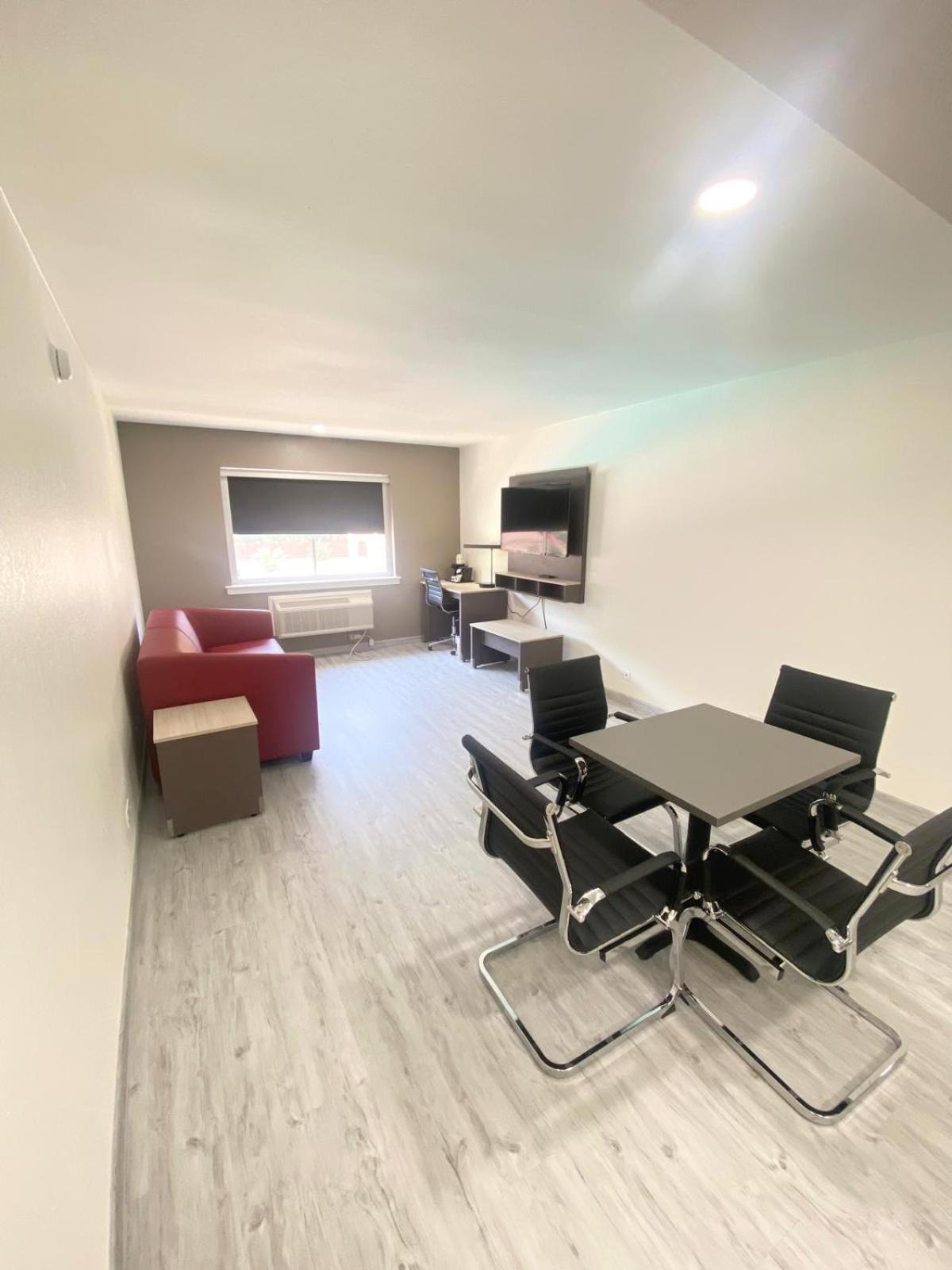 Ramada By Wyndham Tuscaloosa Ξενοδοχείο Εξωτερικό φωτογραφία