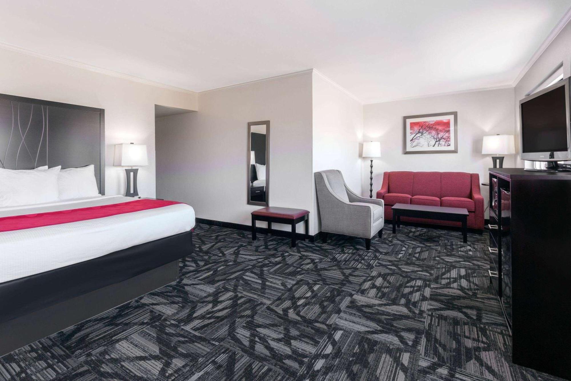 Ramada By Wyndham Tuscaloosa Ξενοδοχείο Εξωτερικό φωτογραφία