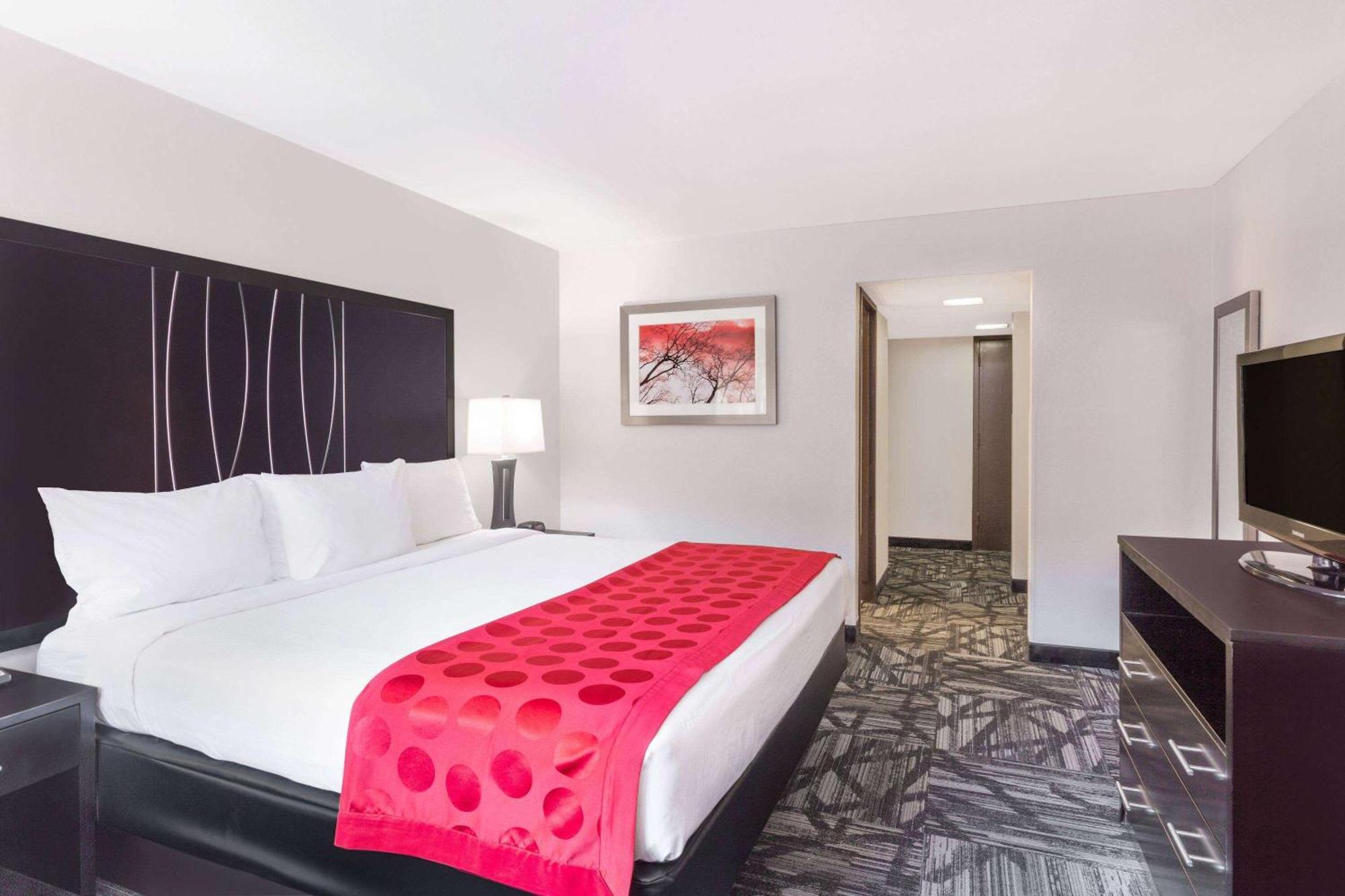 Ramada By Wyndham Tuscaloosa Ξενοδοχείο Εξωτερικό φωτογραφία